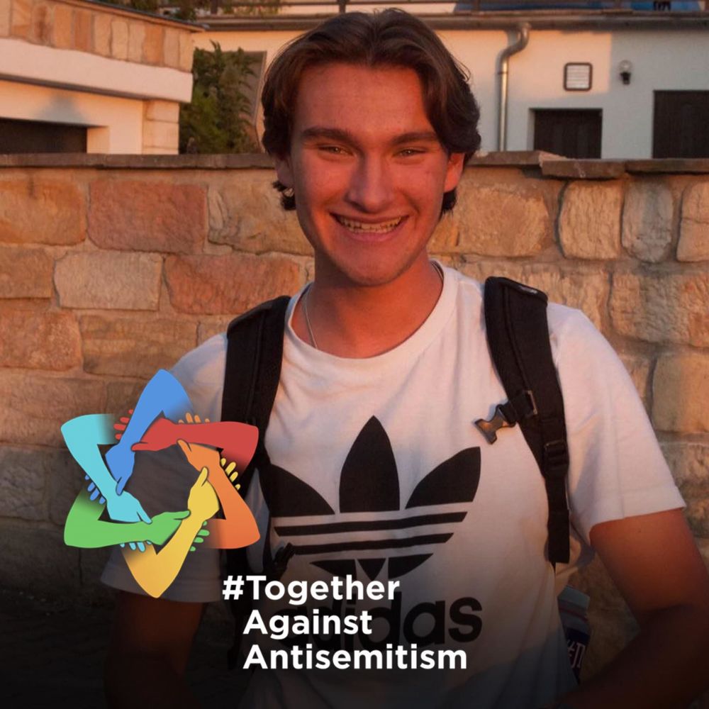 Meet your Posher, Max